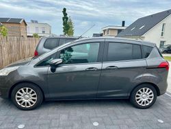 Grau Gebraucht 2016 Ford B-MAX SYNC Edition Van / Kleinbus | 6.400 € (Fairer Preis)