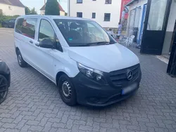 Weiß Gebraucht 2016 Mercedes Vito Van / Kleinbus | 11.750 € (Teuer)