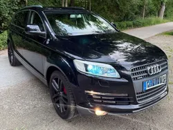 Schwarz Gebraucht 2007 Audi Q7 Ambiente SUV | 11.490 € (Fairer Preis)
