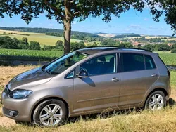 Braun Gebraucht 2012 VW Golf Plus Match Van / Kleinbus | 7.400 € (Fairer Preis)