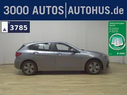Grau Gebraucht 2021 BMW 118 Advantage Kleinwagen | 18.380 € (Superpreis)