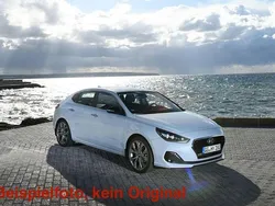 Weiß Gebraucht 2019 Hyundai i30 Limousine | 13.500 € (Fairer Preis)