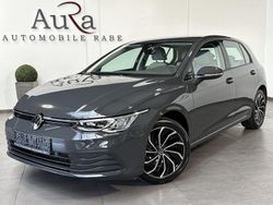 Grau Gebraucht 2021 VW Golf VIII Life Limousine | 20.749 € (Guter Preis)