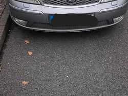 Silber Gebraucht 2005 Ford Mondeo Titanium X Limousine | 800 € (Superpreis)