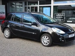 Perlmuttschwarz Gebraucht 2010 Renault Clio GrandTour Expression Kombi | 1.290 € (Fairer Preis)