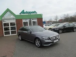 Grau Gebraucht 2017 Mercedes E350 Avantgarde Limousine | 21.950 € (Superpreis)