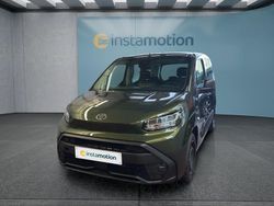 Grün Neu 2025 Toyota Proace Verso City Kombi | 23.949 € (Fairer Preis)