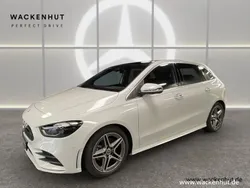 Weiss Gebraucht 2023 Mercedes B200 AMG Van / Kleinbus | 39.900 €