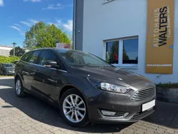 Magneticgrau (metallic) (metallic) Gebraucht 2016 Ford Focus Titanium Kombi | 11.800 € (Fairer Preis)