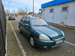 Grün Gebraucht 2005 Kia Rio Kombi | 1.300 € (Guter Preis)