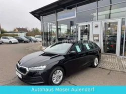 Schwarzmagic perleffekt Gebraucht 2024 Skoda Octavia Essence Kombi | 27.980 € (Superpreis)
