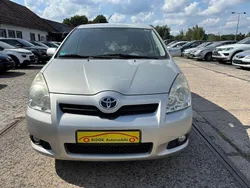 Silber Gebraucht 2008 Toyota Corolla Verso Team Van / Kleinbus | 3.100 € (Superpreis)