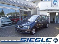 Blau metallic Gebraucht 2013 VW Sharan Van / Kleinbus | 24.490 €