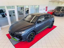 Schwarz Neu 2025 Lamborghini Urus SUV | 392.700 €