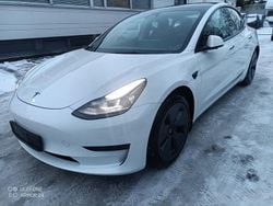 Weiß Gebraucht 2022 Tesla Model 3 RWD Limousine | 24.999 € (Superpreis)