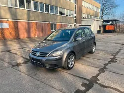 Grau Gebraucht 2005 VW Golf Plus Van / Kleinbus | 5.990 € (Etwas zu teuer)