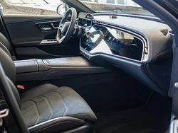 Grau / graphitgrau Gebraucht 2023 Mercedes E200 Premium Kombi | 48.660 € (Fairer Preis)