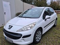 Weiß Gebraucht 2009 Peugeot 207 Kleinwagen | 2.100 € (Fairer Preis)