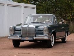 Grau Gebraucht 1965 Mercedes W111 Coupé | 31.500 €