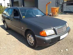 Schwarz Gebraucht 1997 Mercedes C180 Classic Kombi | 890 € (Guter Preis)
