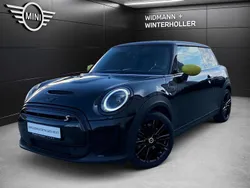 Schwarz Gebraucht 2022 Mini Cooper SE Kleinwagen | 19.780 € (Fairer Preis)