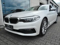 Weiß Gebraucht 2019 BMW 520 Sport Line Limousine | 21.999 € (Superpreis)