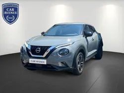 Grau (ceramicgrau (grau)) Gebraucht 2024 Nissan Juke N-Connecta SUV | 20.990 € (Fairer Preis)