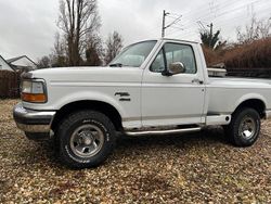 Weiß Gebraucht 1992 Ford V8 Abholung | 9.900 €