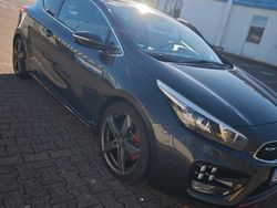 Grau Gebraucht 2017 Kia Ceed GT-Track Limousine | 12.000 € (Guter Preis)