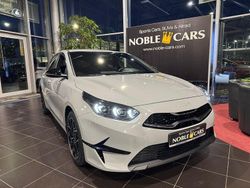 Grau Gebraucht 2025 Kia Ceed Kleinwagen | 21.390 € (Fairer Preis)
