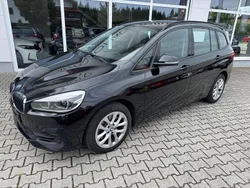 Schwarz Gebraucht 2020 BMW 220 Gran Tourer Sport Line Van / Kleinbus | 14.999 € (Fairer Preis)