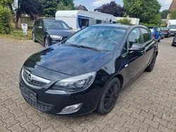 Schwarz Gebraucht 2012 Opel Astra Selection Limousine | 3.700 € (Fairer Preis)