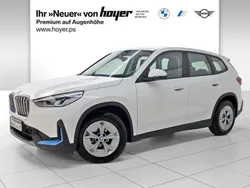 Alpinweiß uni Gebraucht 2023 BMW iX1 Performance SUV | 36.490 € (Superpreis)