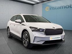 Weiß Gebraucht 2024 Skoda Enyaq iV Loft SUV | 32.749 € (Fairer Preis)