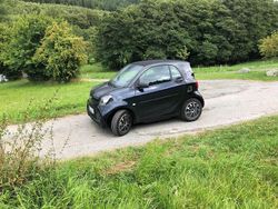Schwarz Gebraucht 2023 Smart ForTwo Electric Drive Coupé | 10.950 € (Fairer Preis)