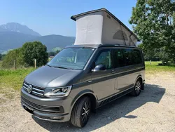 Grau Gebraucht 2016 VW T6 Edition Van | 41.500 €
