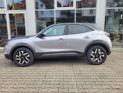 Kontrast grau/quarz silber Gebraucht 2022 Opel Mokka Elegance SUV | 21.495 € (Teuer)