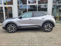 Kontrast grau/quarz silber Gebraucht 2022 Opel Mokka Elegance SUV | 21.495 € (Etwas zu teuer)