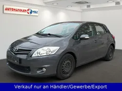 Grau Gebraucht 2012 Toyota Auris Limousine | 2.399 € (Superpreis)