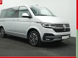 Silber Gebraucht 2024 VW Multivan Comfortline Van / Kleinbus | 61.950 € (Etwas zu teuer)