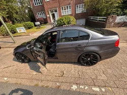 Grau Gebraucht 2005 BMW 330 Performance Limousine | 8.500 € (Fairer Preis)