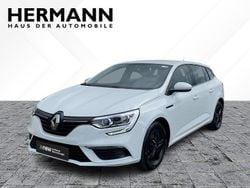 Arktisweiß (weiß) Gebraucht 2017 Renault Mégane GrandTour Life Kombi | 10.491 € (Etwas zu teuer)