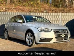 Silber Gebraucht 2015 Audi A3 Ambition Kombi | 13.399 € (Guter Preis)