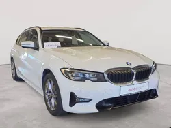 Alpinweiß Gebraucht 2021 BMW 318 Sport Line Kombi | 23.390 € (Guter Preis)
