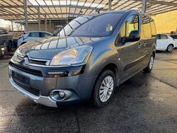 Grau Gebraucht 2013 Citroën Berlingo SELECTION Van / Kleinbus | 6.290 € (Fairer Preis)