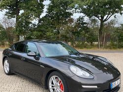 Schwarz Gebraucht 2014 Porsche Panamera 4 Limousine | 27.900 € (Etwas zu teuer)