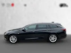 Schwarz metallic Gebraucht 2018 Opel Insignia Innovation Kombi | 18.970 € (Teuer)