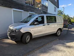 Silber Gebraucht 2021 Mercedes Vito Van / Kleinbus | 34.000 €
