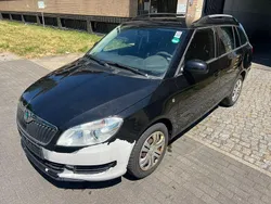 Schwarz Gebraucht 2011 Skoda Fabia Ambiente Kombi | 1.999 € (Superpreis)