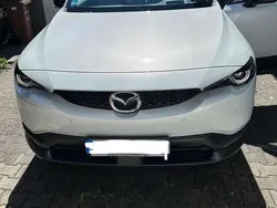Weiß Gebraucht 2024 Mazda MX30 Ad'Vantage SUV | 26.000 € (Guter Preis)